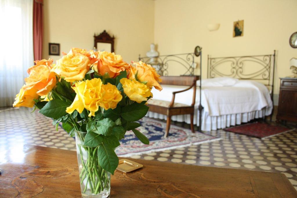 Hotel Palazzo Torriani Marradi Habitación foto